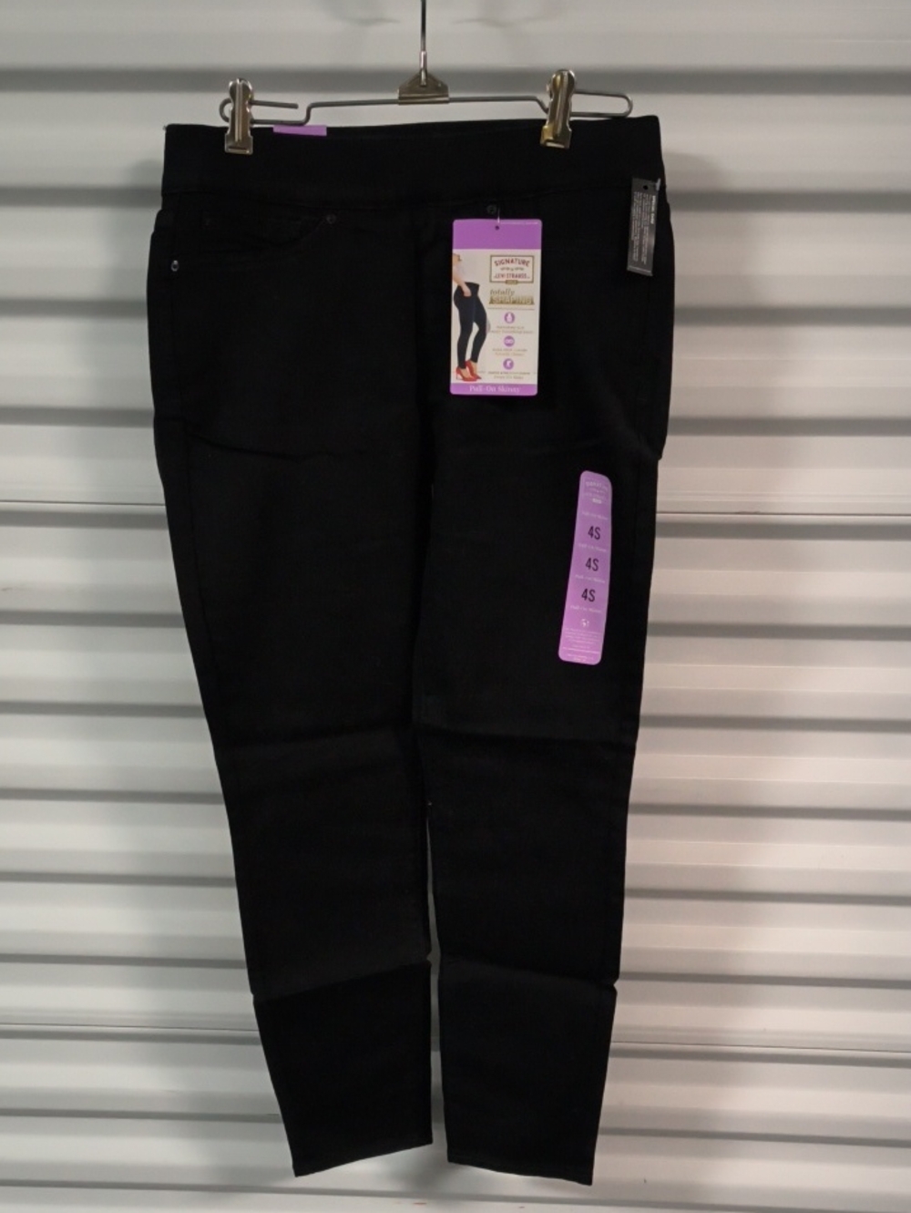 Signature by Levi Strauss & Co Women's Mid Rise Pull-on Skinny Stretch Jeans 4S